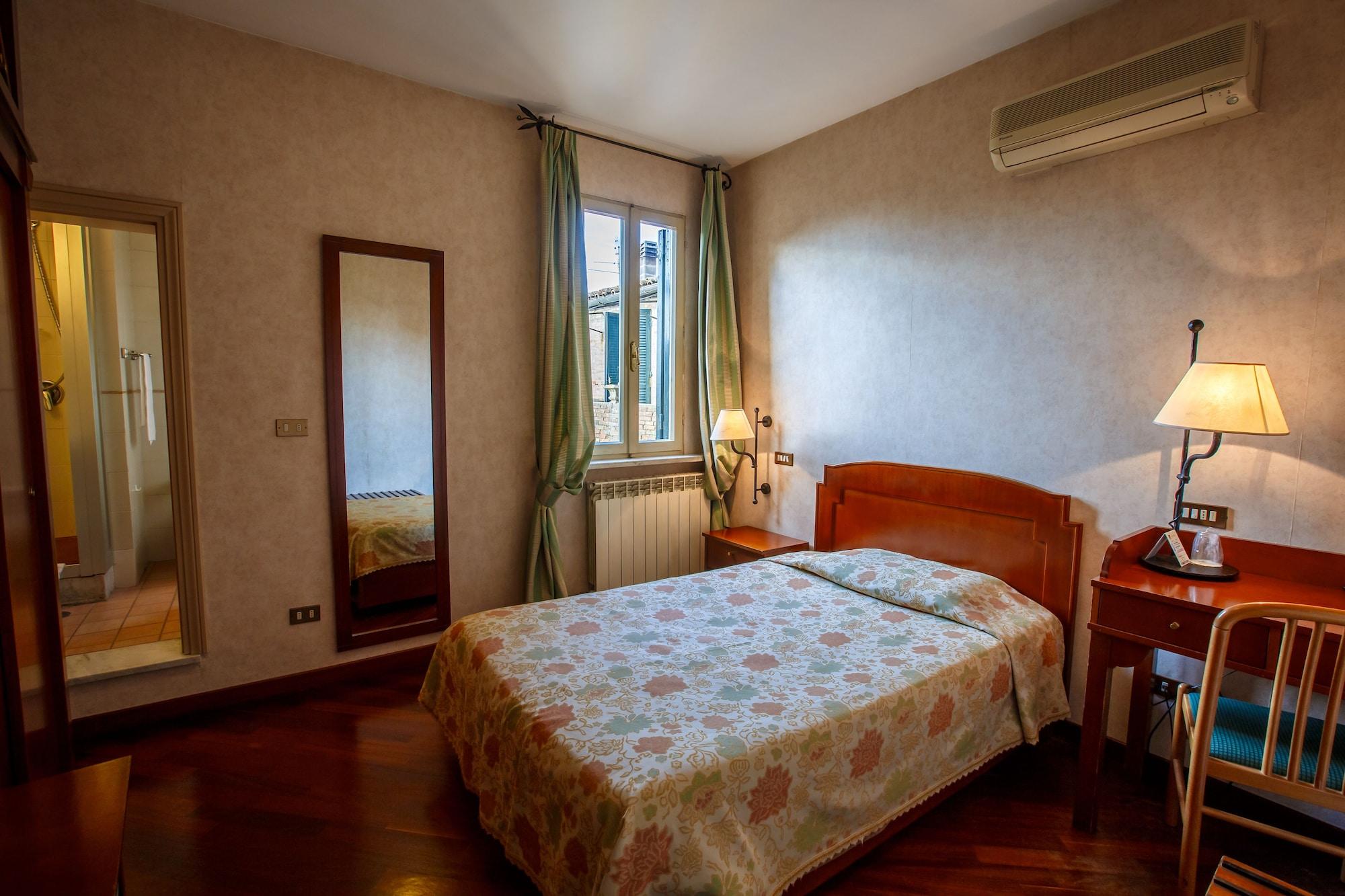 Hotel Fortuna Perugia Ngoại thất bức ảnh