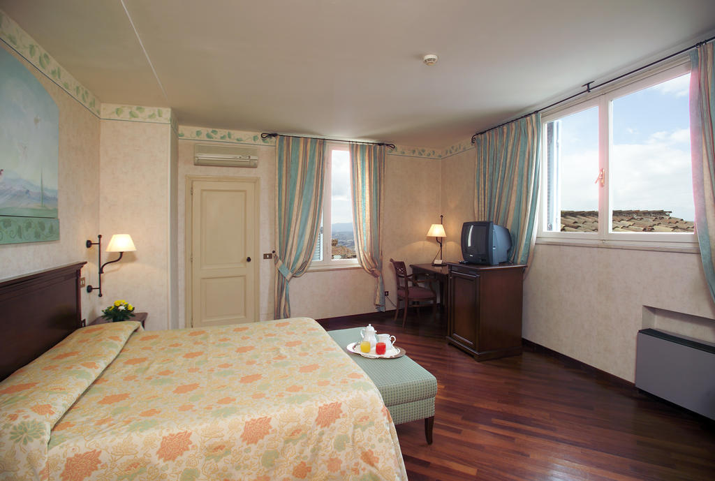 Hotel Fortuna Perugia Ngoại thất bức ảnh